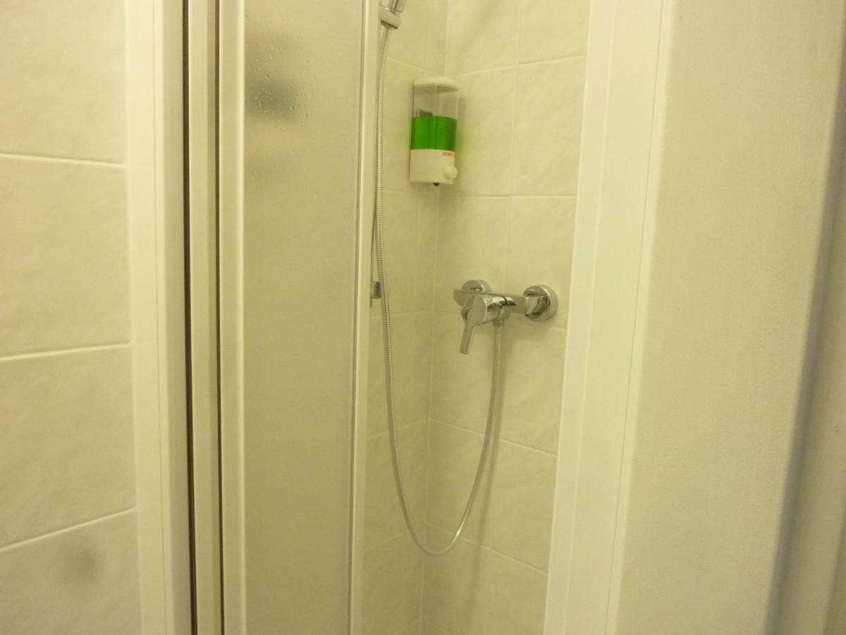 Apartman Van Ng براغ المظهر الخارجي الصورة